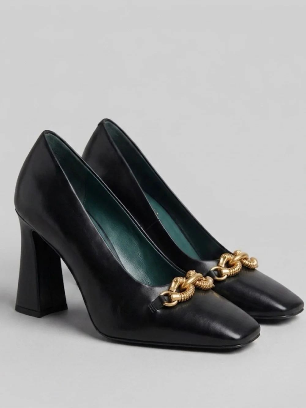 Tory Burch Jessa Black Leather Horse Head Block Heel Pump - Size 6.5
